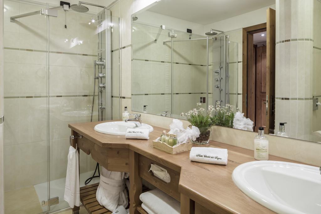 Luxury Suite,451407342:JPEG